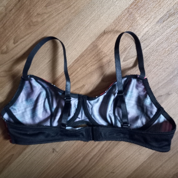 Spirit Halloween M Scottie Girl Crested Red Plaid Underwire Bra Costume - Picture 4 of 5